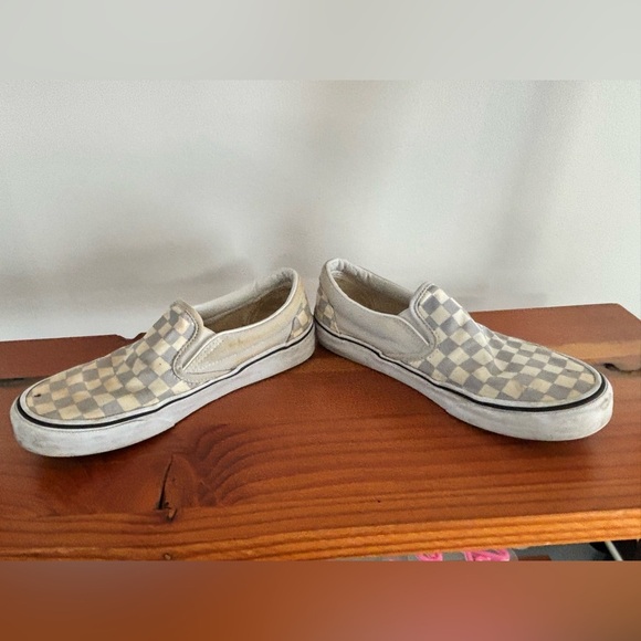 Vans Light Grey Checker slip sneakers women’s size 8 - Picture 2 of 10